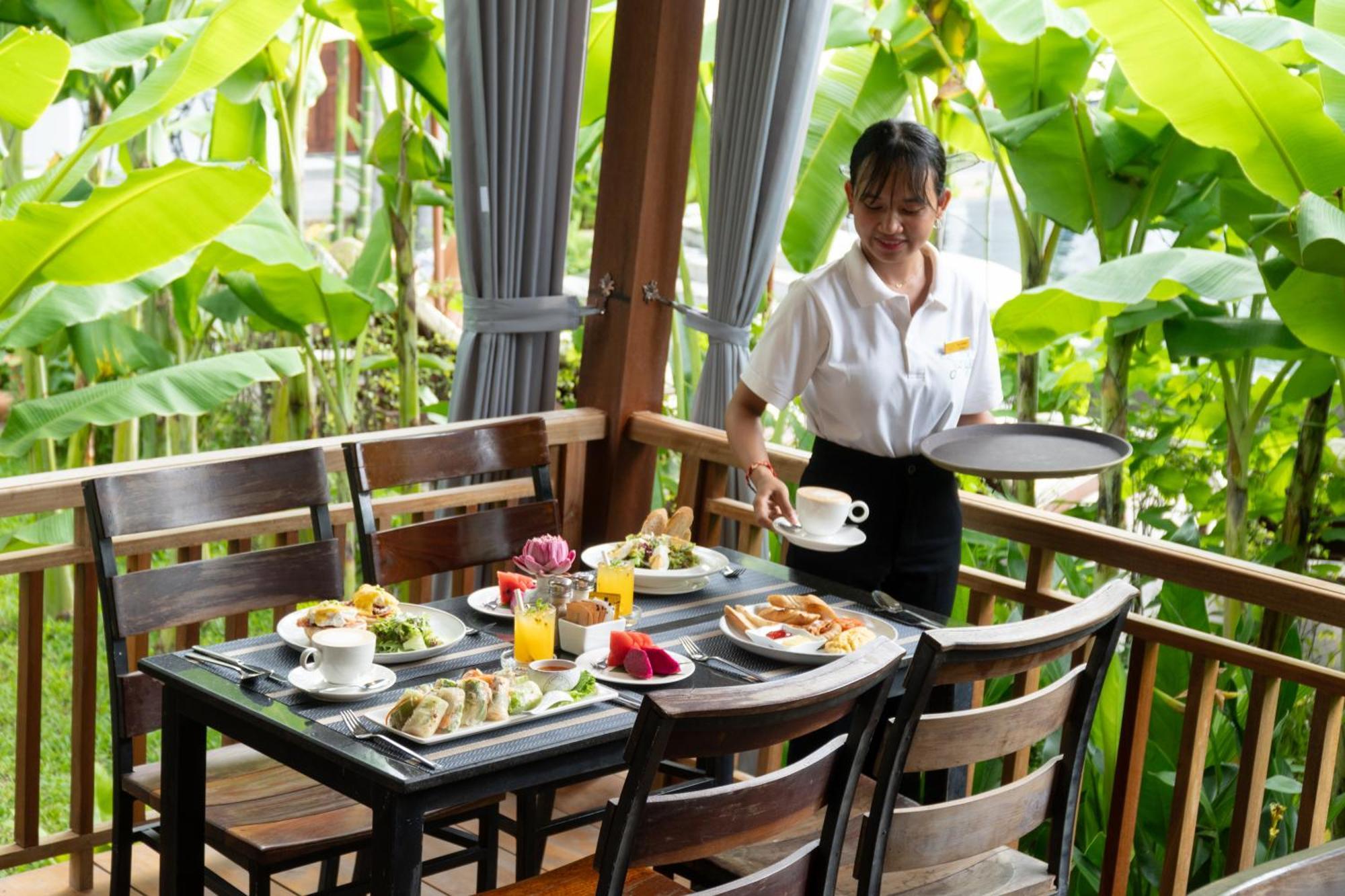 The Jungle Hotel