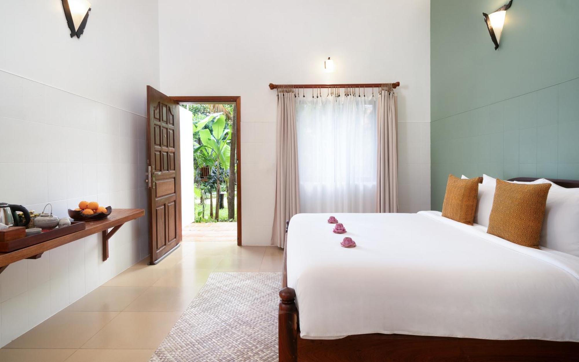 Hotel The Jungle