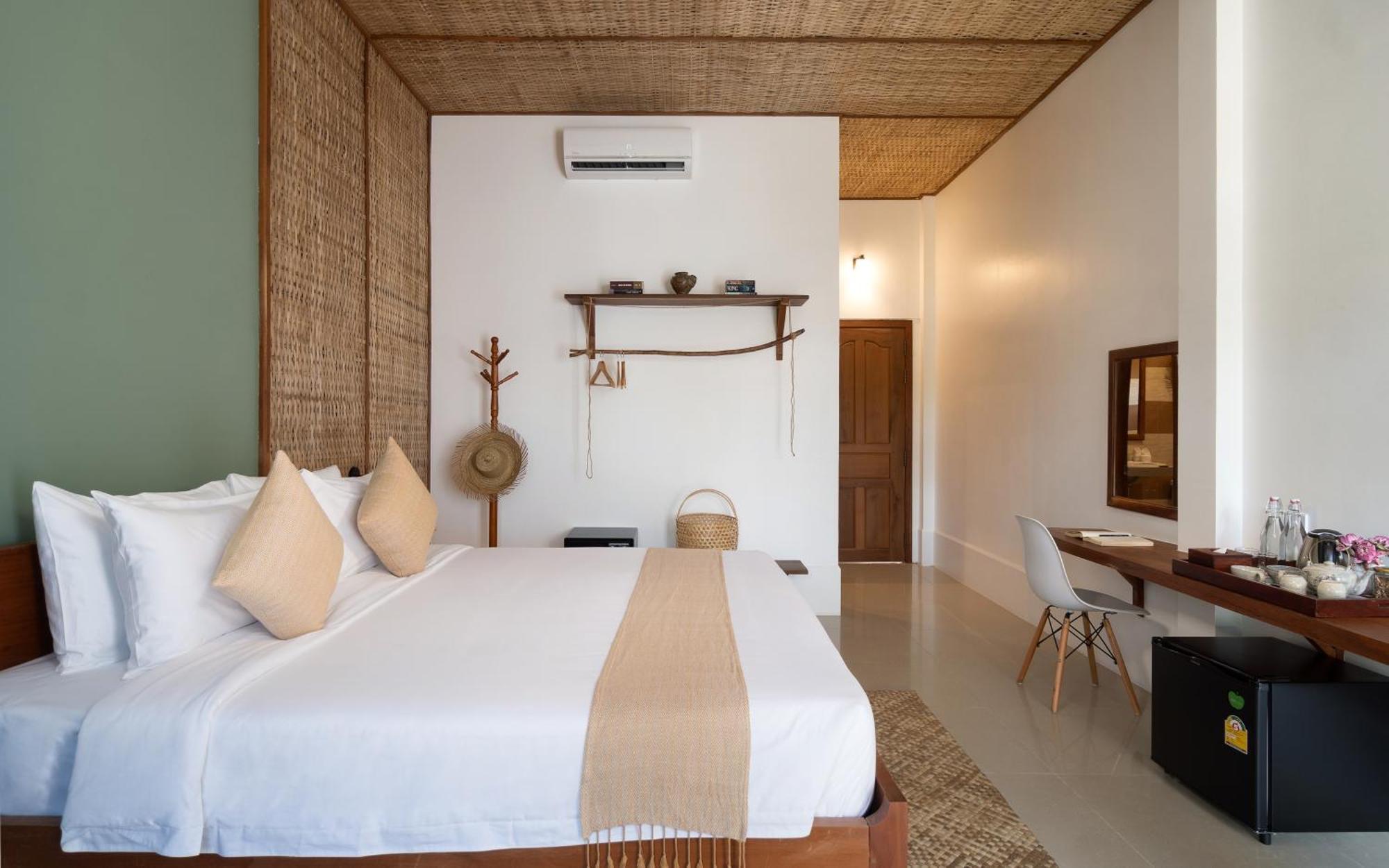 The Jungle Hotel 4*