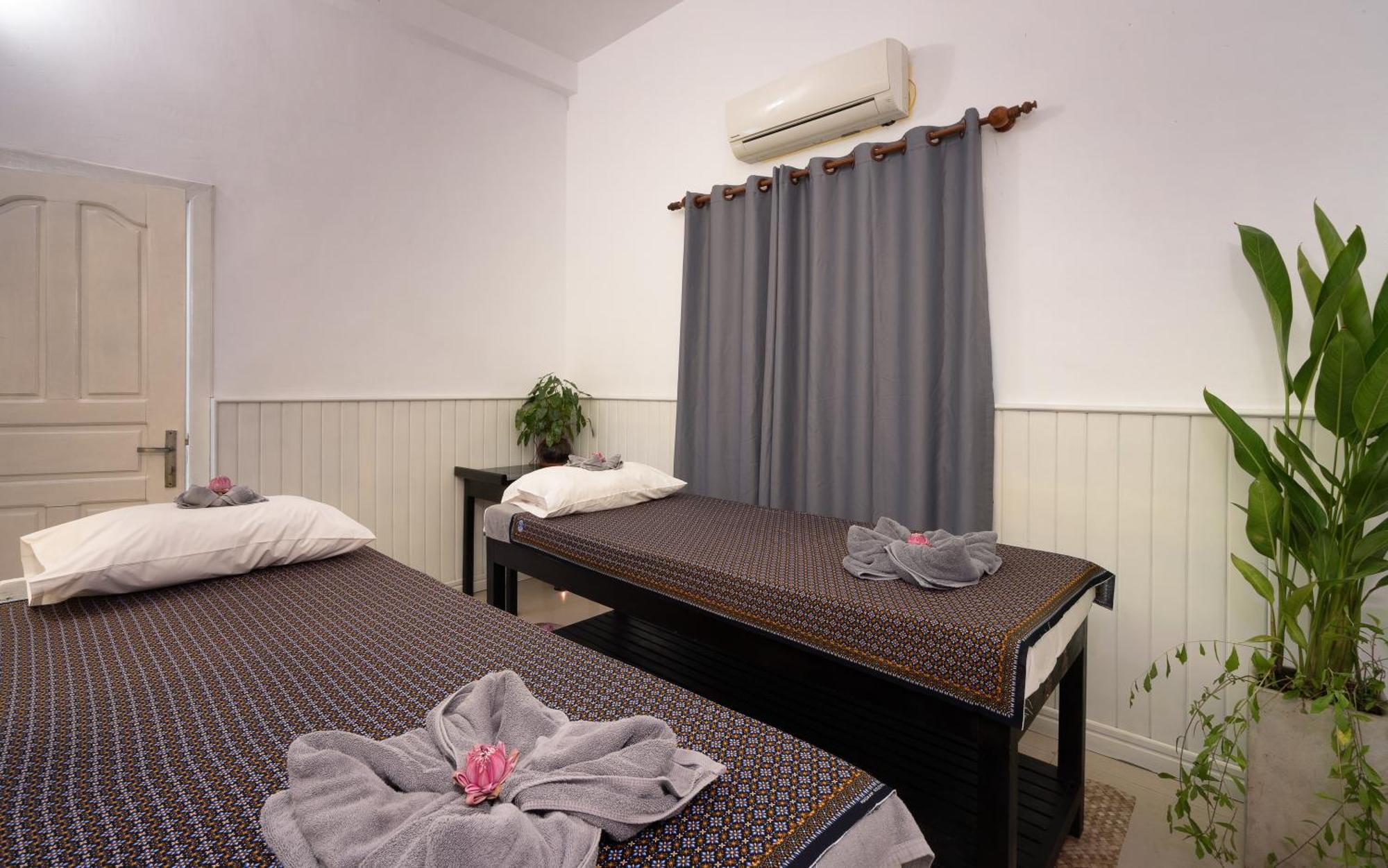 Hotel The Jungle 4*